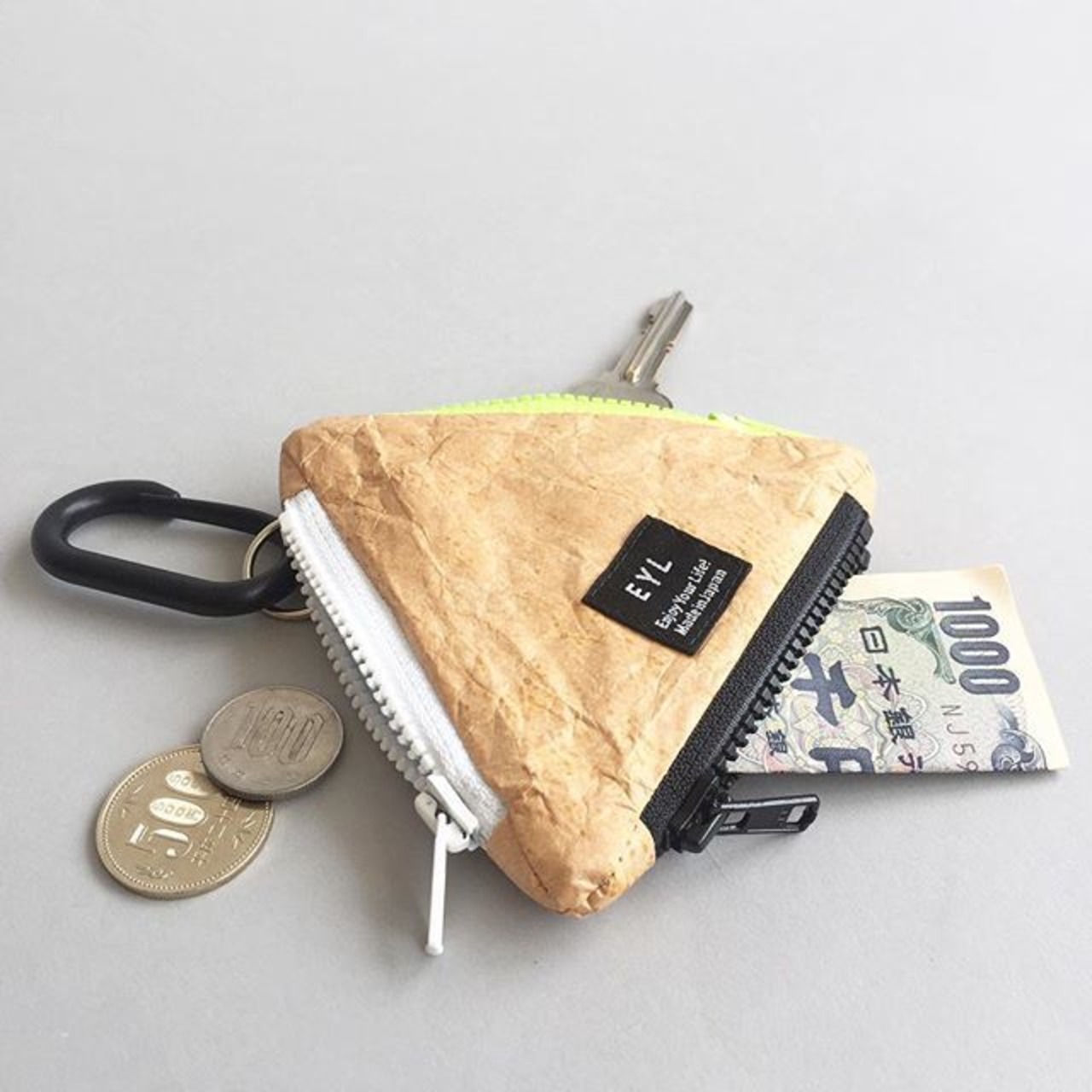 EYL / TRIANGLE COIN PURSE / TYVEK / BLACK / イーワイエル / トライアングルコインパース / タイベック / ブラック