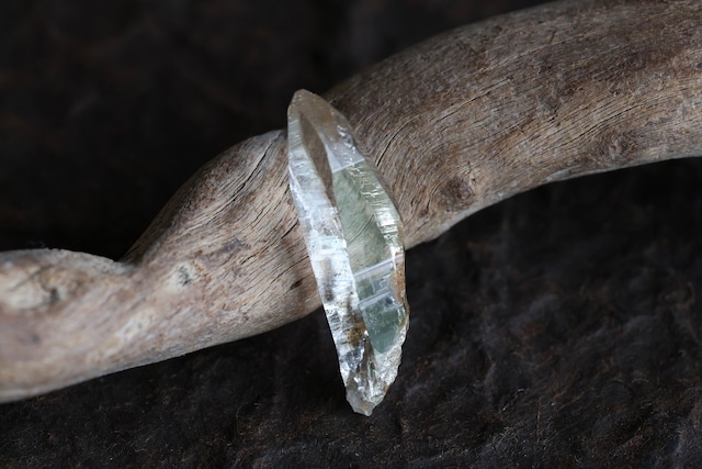 ヒマラヤ水晶 ガネーシュヒマール産