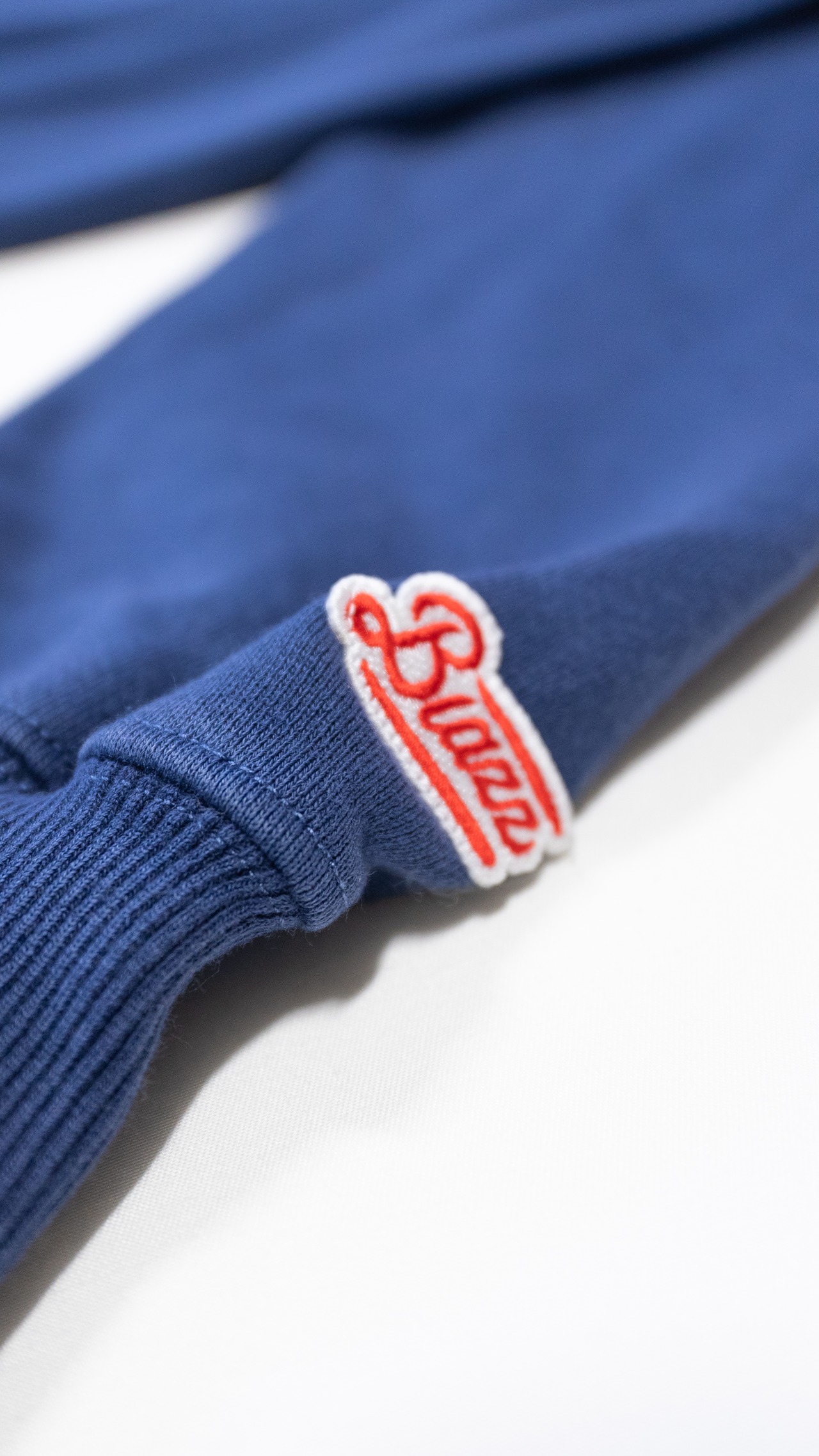 SMOKE ISLAND Pigment dye Sweat Shirt [Navy]