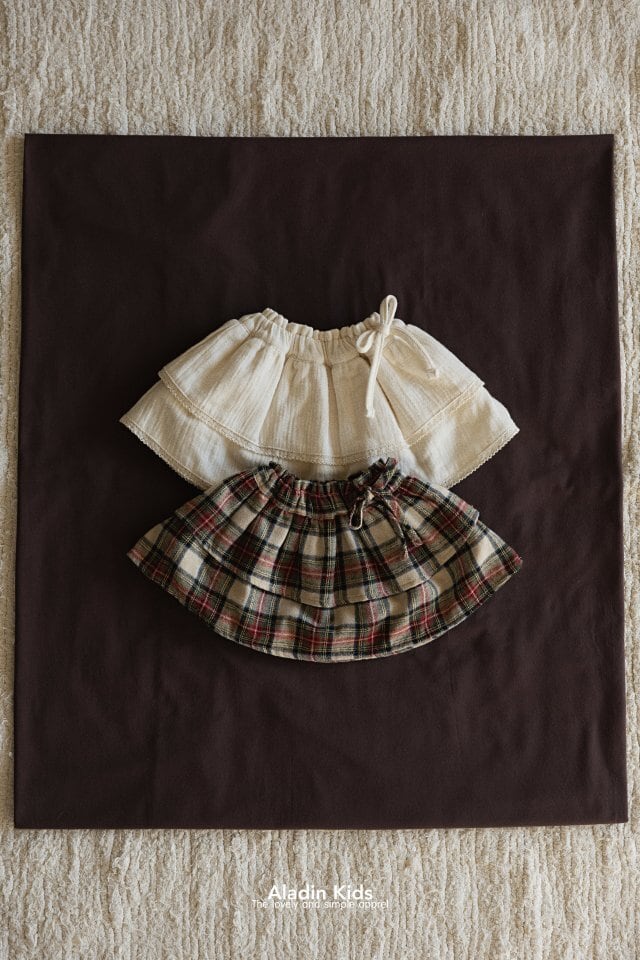 バーバリー風タータンチェック スモッキングワンピース | Pay ID