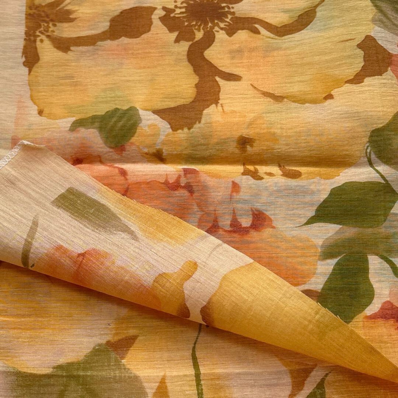 TB888◆3m◆M◆リネンレーヨン◆うっすらプリント加工生地◆花柄◆オレンジ系