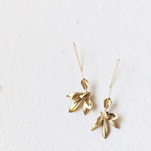 レンタル　 a.b.ellieエイビーエリー　Ivy Stem Earrings  ピアス