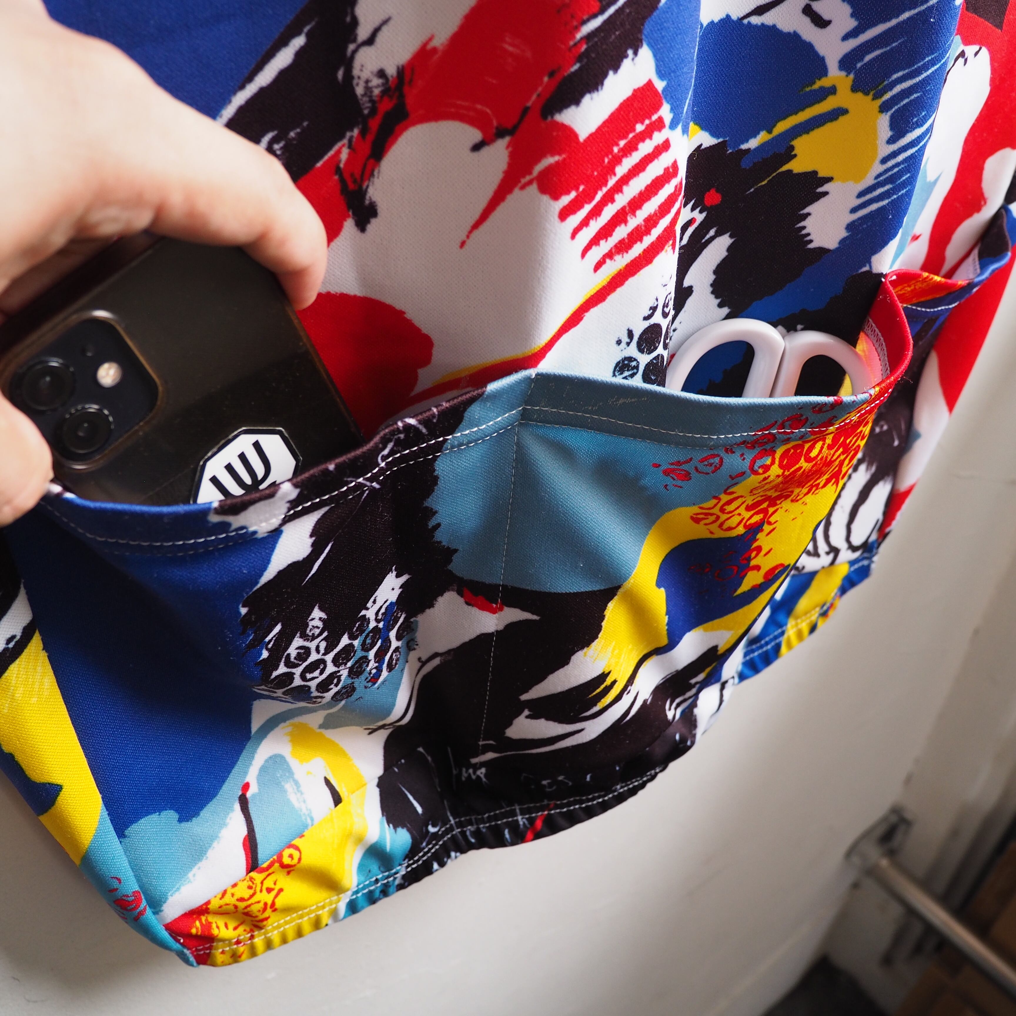 1990s Psychedelic chaos art painted vintage half zip Tee