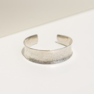  rough textured bangle