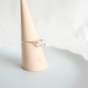 水晶　こつぶ　シルバーの指輪