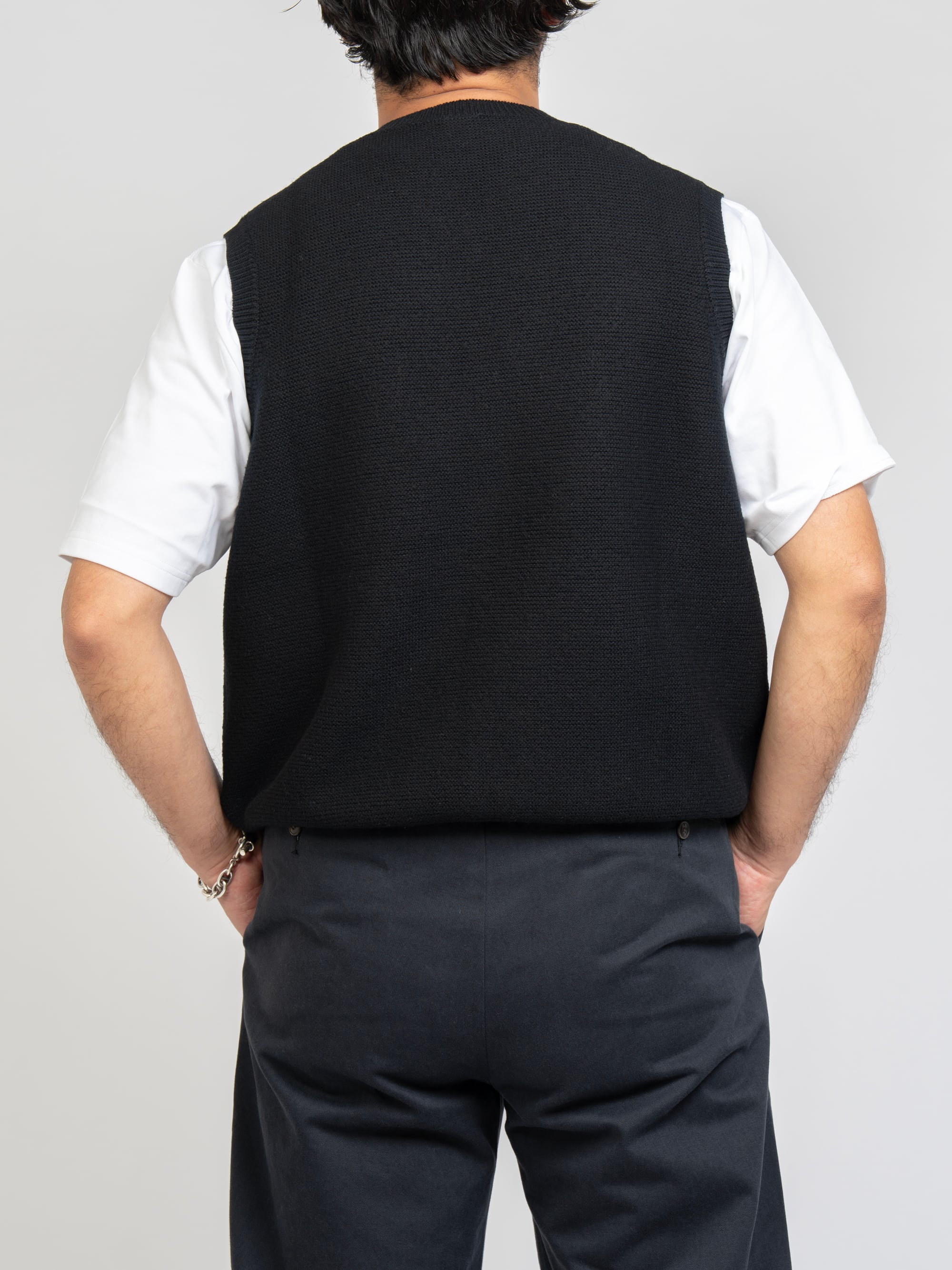 OVY Cotton Wool V-neck Knit Vest Ｌsize Cotton Wool V-neck Knit Vest (black) | OVY