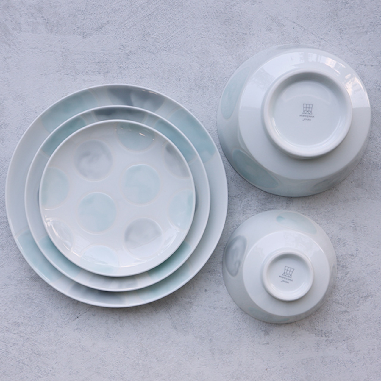 波佐見焼　15ｃｍプレート　みずたま水色　21-110