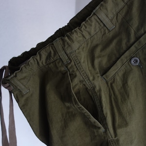 belgium-cargo pants / khaki