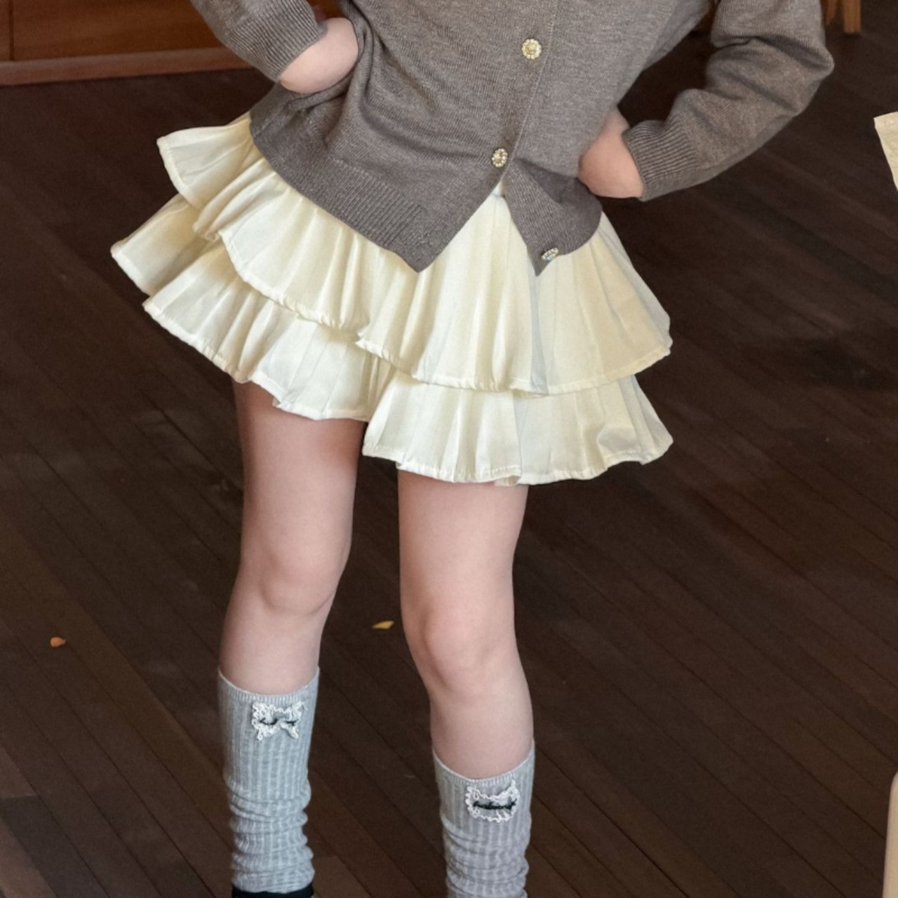 春クリーム色ふんわりスカート