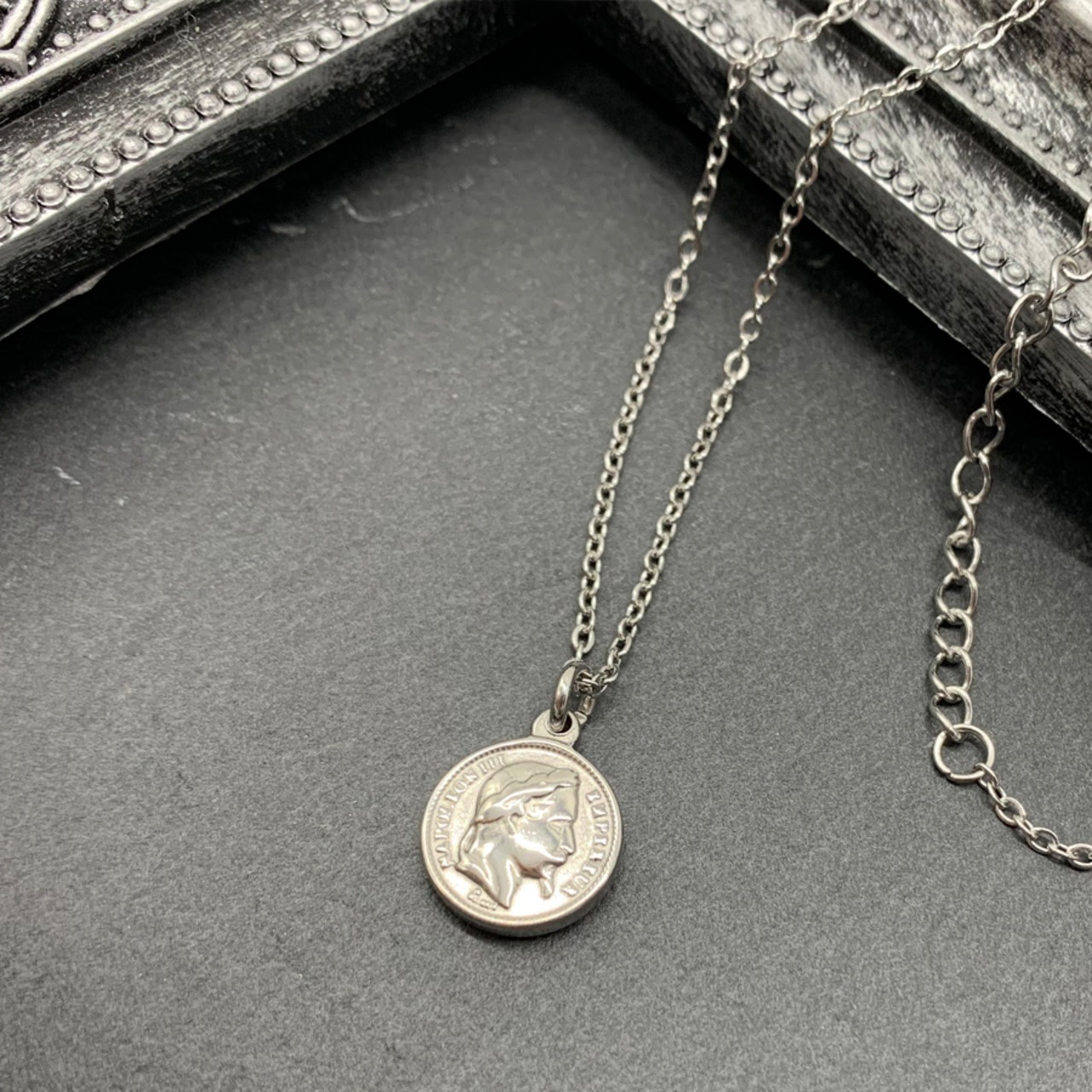 ステンレスリバーシブルプチコインネックレス