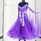 社交ダンス 衣装 スタンダード ドレス スタンダードドレス ワンピース 紫 フロート レース フリル パープル系 デモ 競技 ダンス パーティ 発表会 リボン 高級感 豪華 スカート 可愛い デザイン おしゃれ アクセサリー レディース 競技会