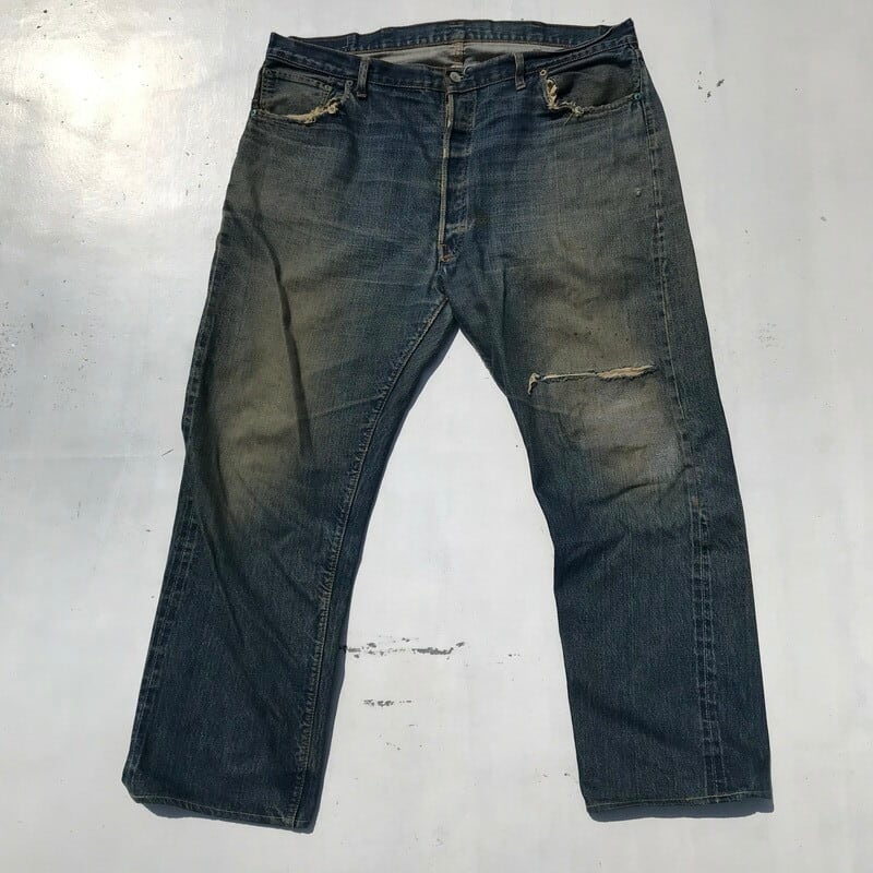 60's LEVI'S 501 Big E リーバイス デニム 並行ステッチ 足長R ボツボツ刻印 タイプ？ 赤タブ欠損 W42 ビッグサイズ 希少  ヴィンテージ | agito vintage powered by BASE