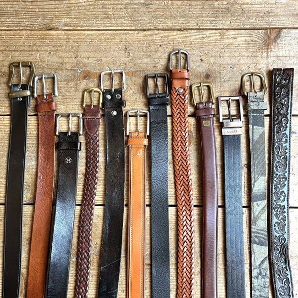 1点物◇USA製ビンテージ80s黒バックル無し型押しレザーベルト古着