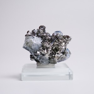 ヤオガンシャン産 フローライト / パイライト / 原石 標本