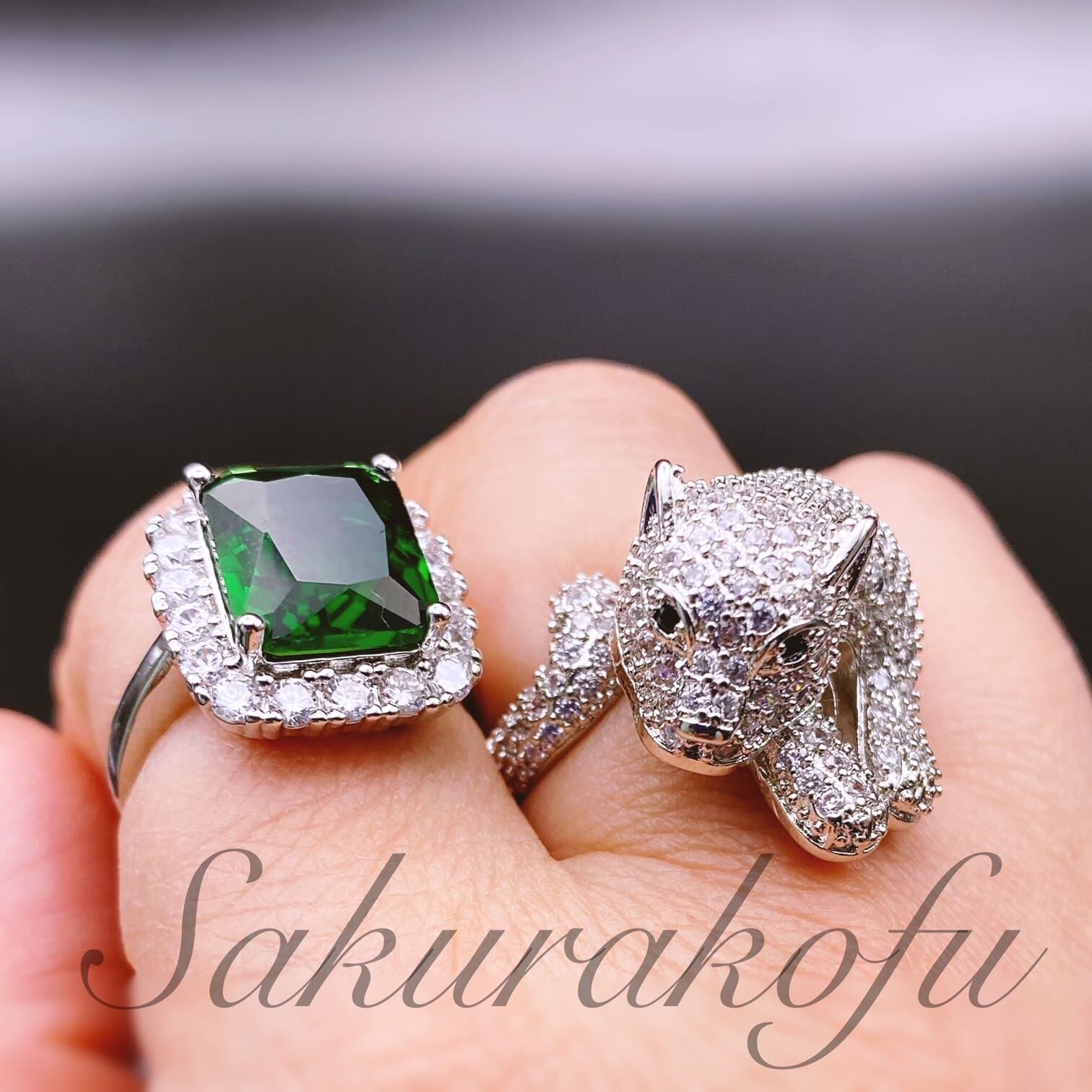 D124 送料無料 レディース 指輪 リング 人気デザイン 2点セット アニマル キュービックジルコニア エメラルド フリーサイズ