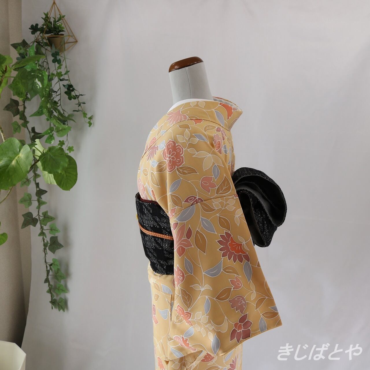 正絹ちりめん 薄柑子の総柄小紋 袷 | きじばとや