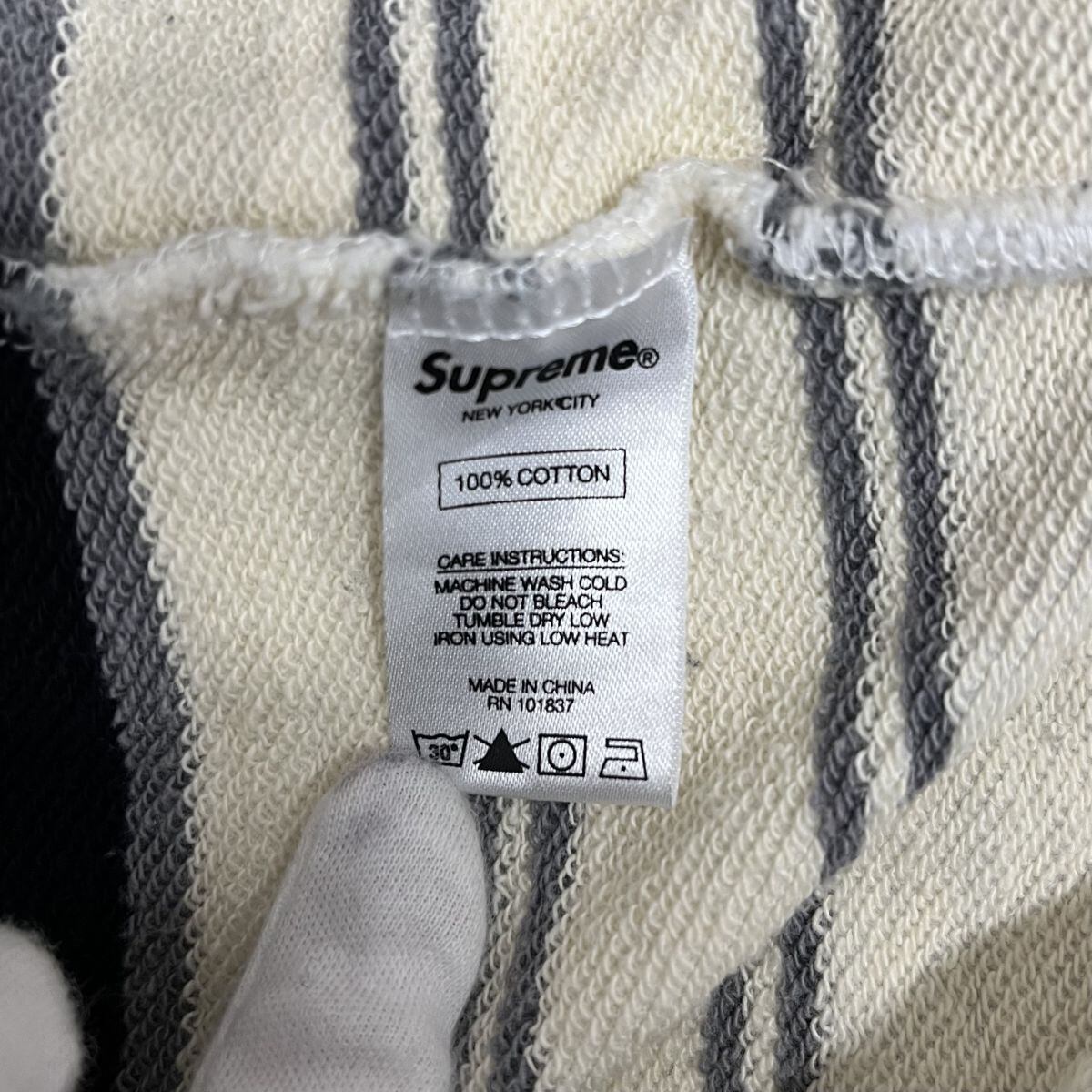 supreme 2017ss ストライプド フーデッド クルーネック パーカー