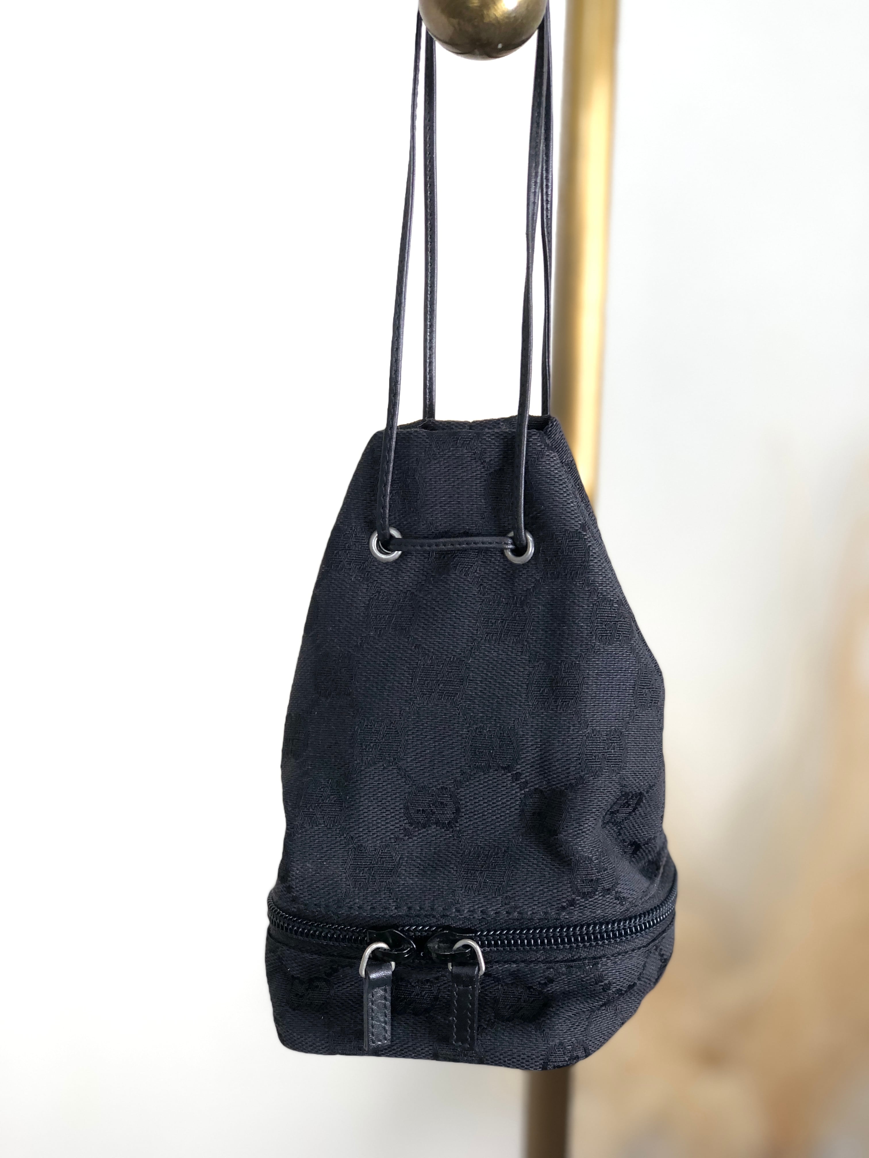 GUCCI グッチ GG ハンドバッグ ブラック キャンバス ミニ巾着 vintage 