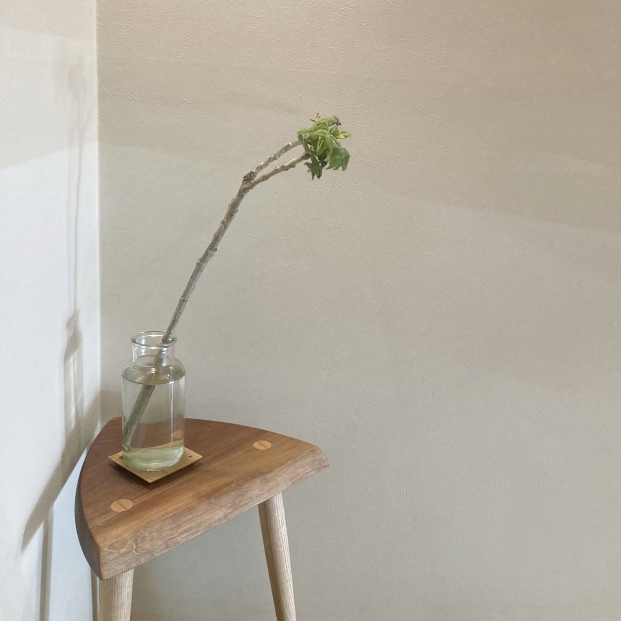 三角スツール SANKAKU [ triangle ] stool | 飛騨高山 家具工房雉子舎