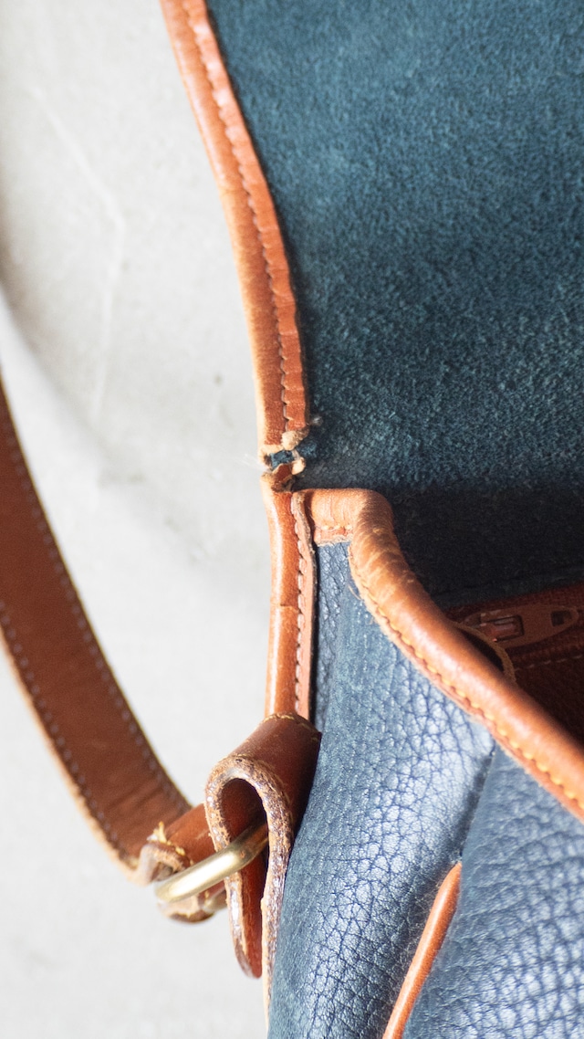 "Dooney & Bourke" 1980s All weather leather bag