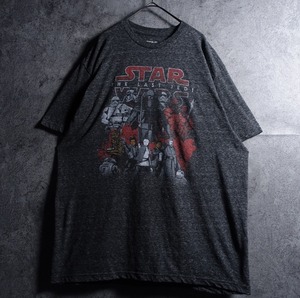 "STAR WARS" Charcoal Gray THE LAST JEDI Print T-Shirt