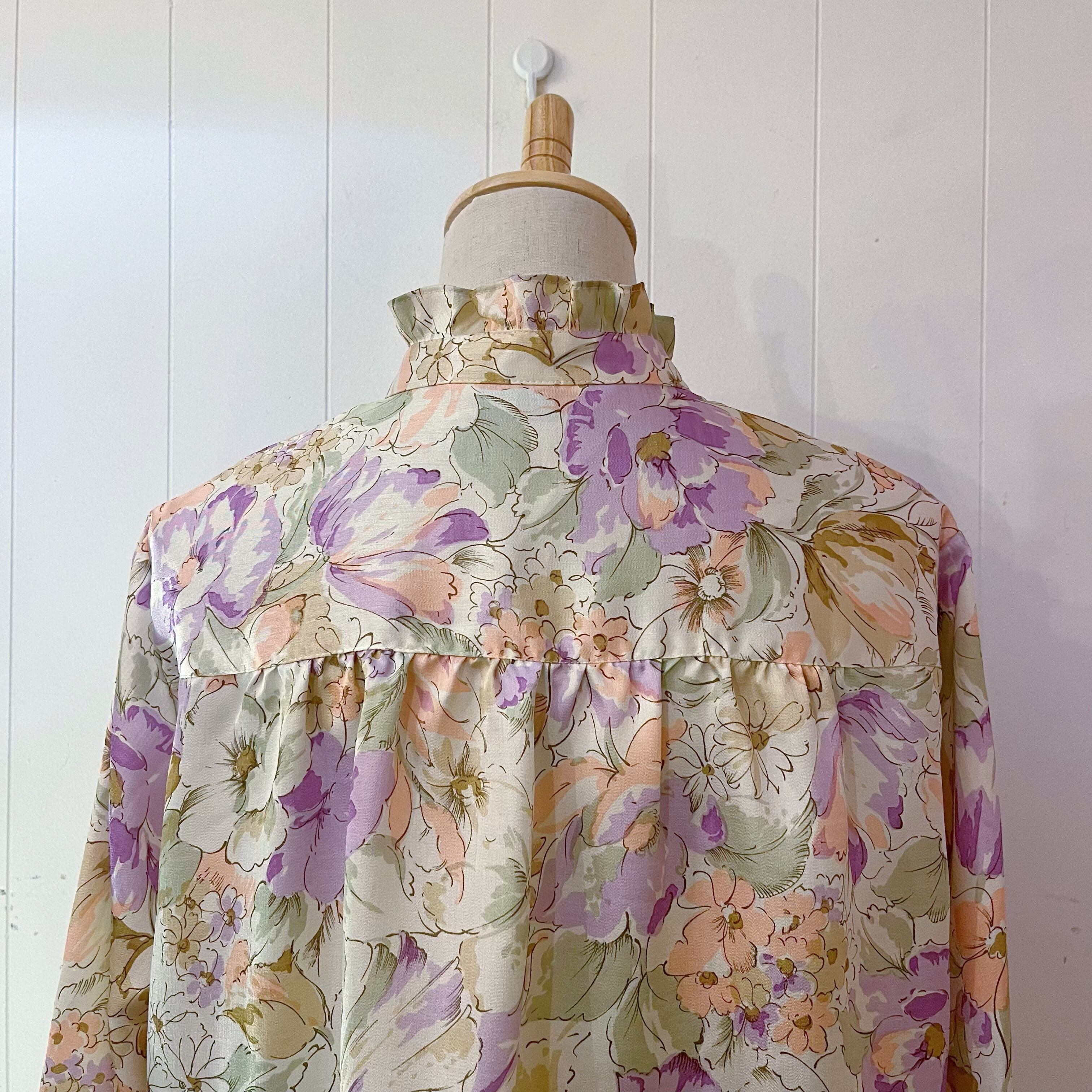 watercolor flower frill stand coller blouse