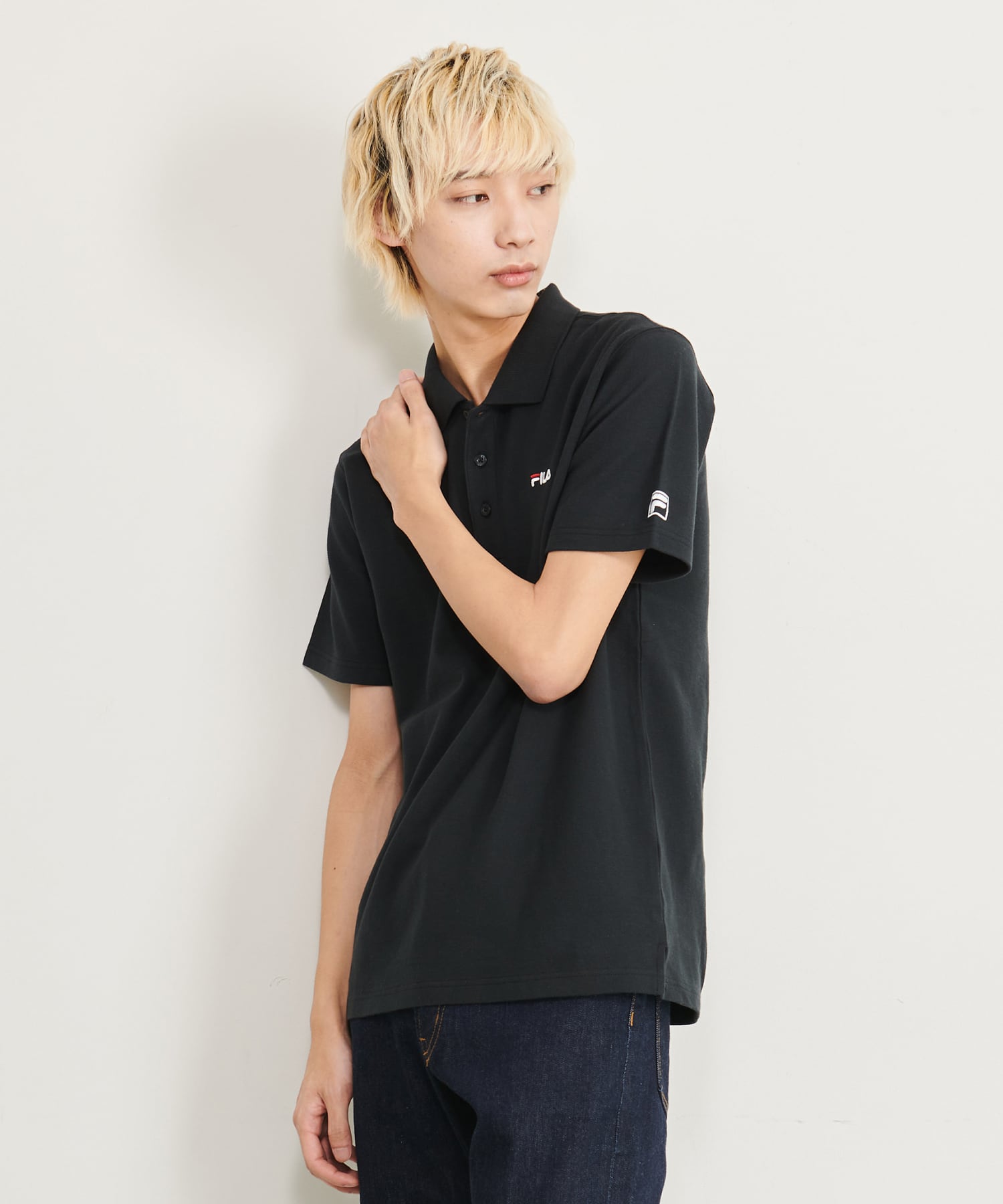 ユニセックス向けのブランドをメインにした、カジュアルな洋服や ユニセックス向けのブランドをメインにした、カジュアルな洋服や