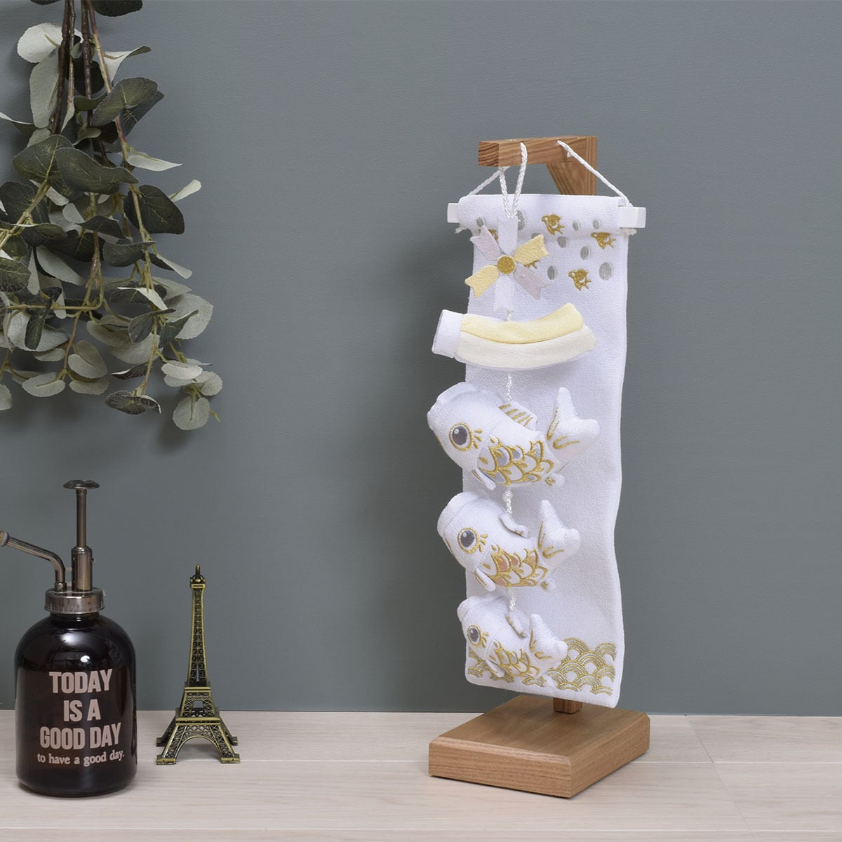 鯉のつるし飾り【白金鯉】コンパクト|おしゃれ|モダン|今どき|スタイリッシュ|鯉のぼり|室内鯉