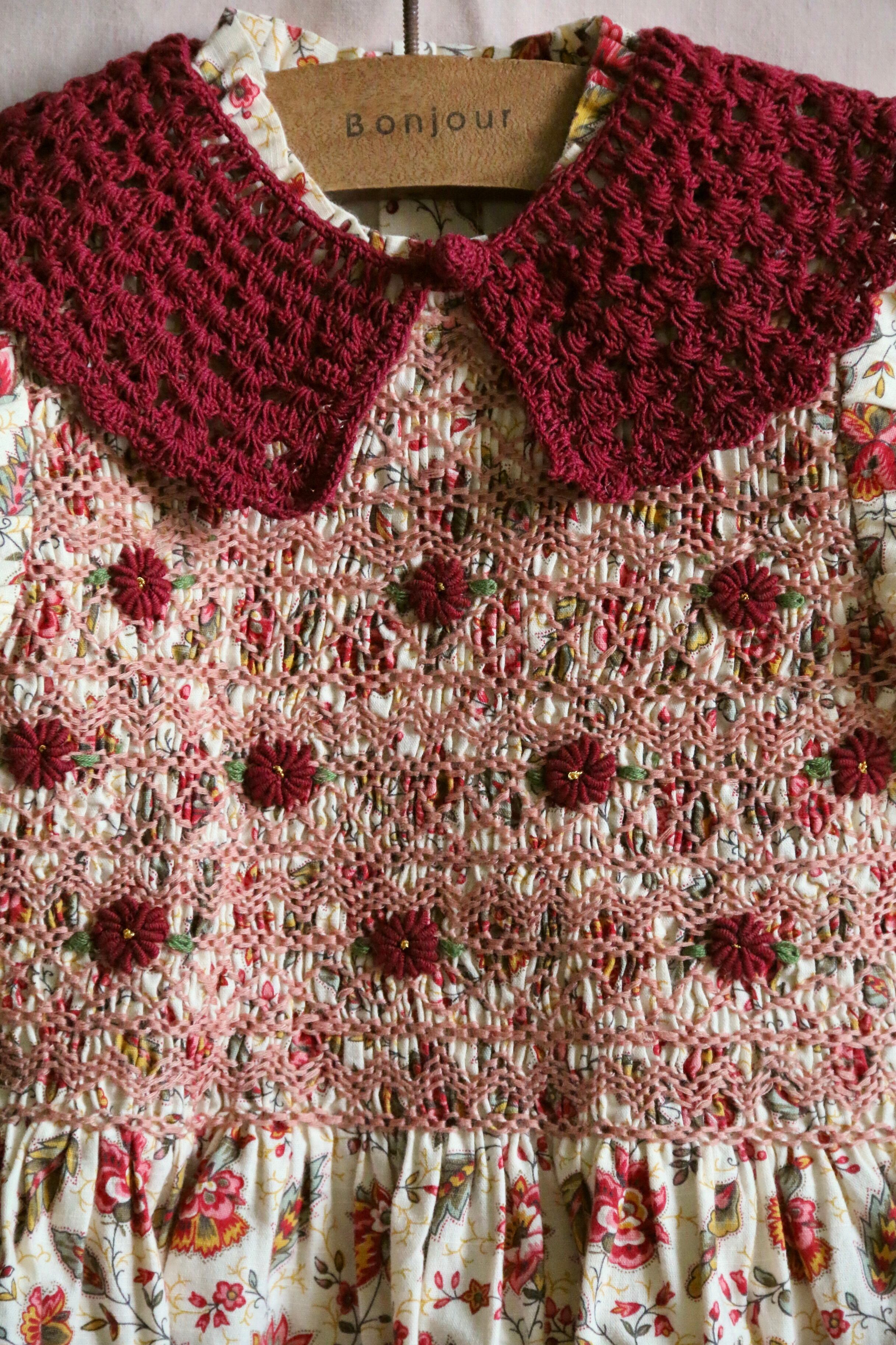 BONJOUR DIARY Handsmock blouse with crochet collar Aline