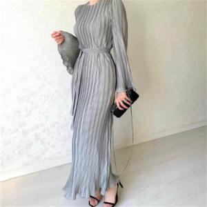 【送料無料】 ワンピース 4色 マキシワンピ ロング マキシ 袖あり 長袖 フレア袖 フレアスリーブ クルーネック Aライン フレア プリーツ 薄手生地 エレガント 可愛い 大人可愛い きれいめ シンプル カジュアル シック コンサバ 華やか 大人 上品 おしゃれ お洒落 こなれ感 高見え ラフ 無地 春 秋 20代 30代 40代 レディース 女性 デート お出かけ 女子会 お呼ばれ 休日 お茶会 授業参観 着回し 普段使い オルチャン 韓国系 ファッション 定番 プチプラ 着痩せ インスタ映え