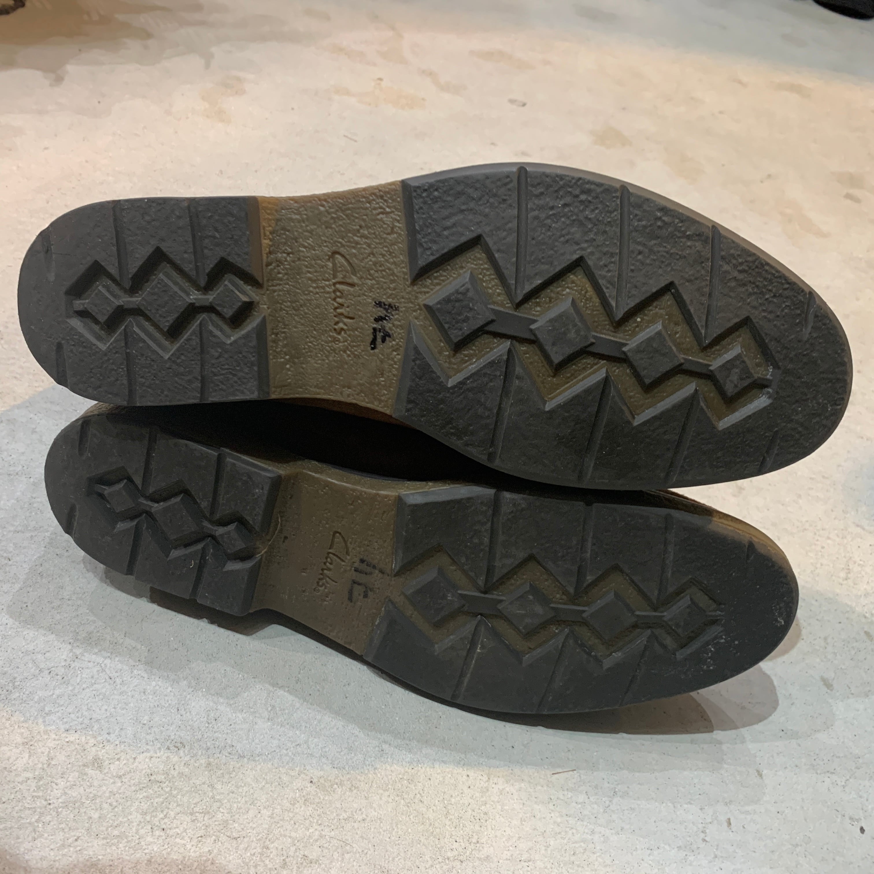 未使用品 Clarks スエードサイドゴアブーツ ブラウン US10.5 | 古着屋 Uan