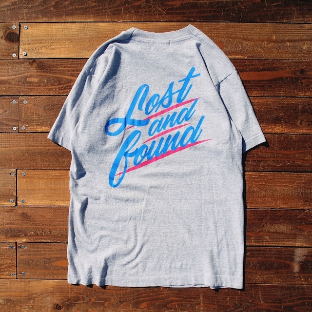 【LOST AND FOUND】"BACK PRINT" Vintage Pocket T-shirt (GREY)