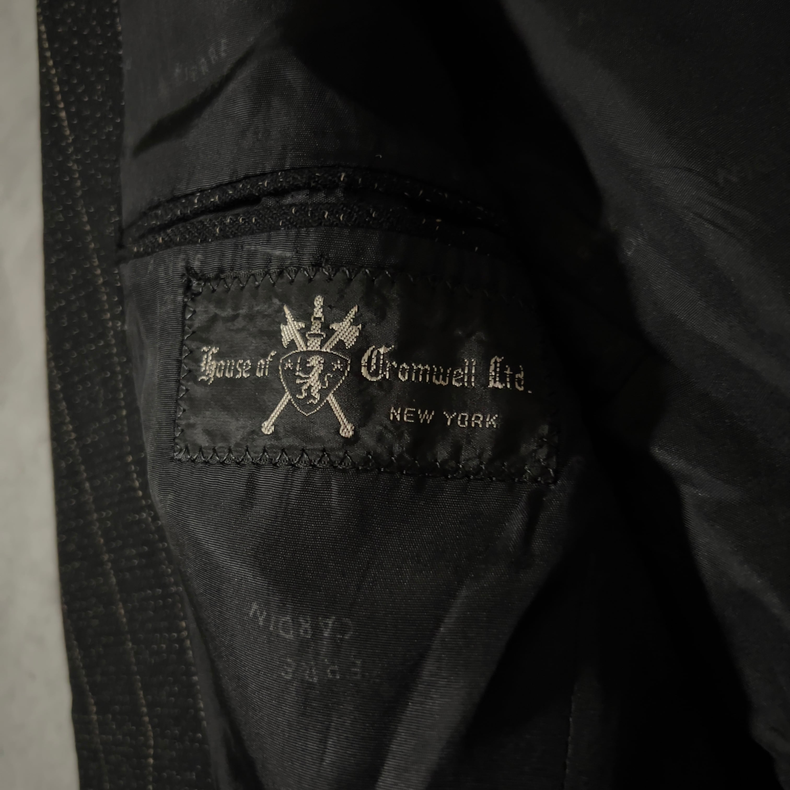 80s “pierre cardin” choke & stripe tailored jacket made in France
