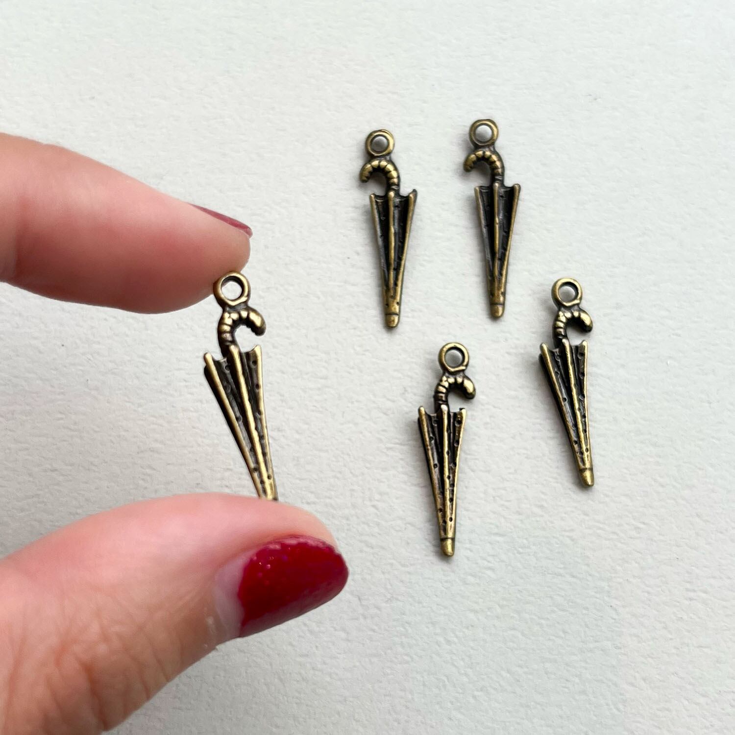 アンティークミニチャーム　20個 Amazon.co.jp: ミニチャームコレクション2 プリキュア20周年 全