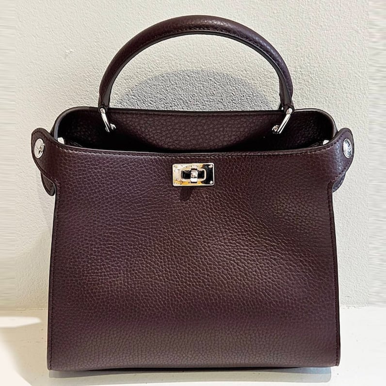 【MARNI】ブラウン レザー製 Trunkaroo ミニ ショルダーバッグ MARNI ブラックレザー製 trunkaroo ミニショルダーバッグ