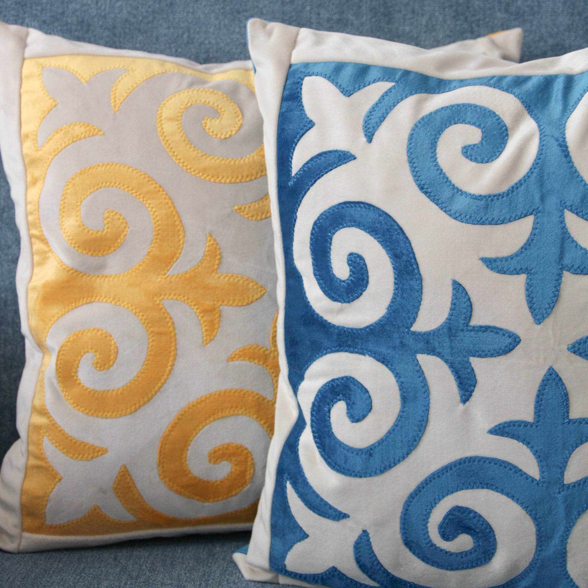 2月下旬再販予定】キルギス クッションカバー エメラルド 45cm×45cm