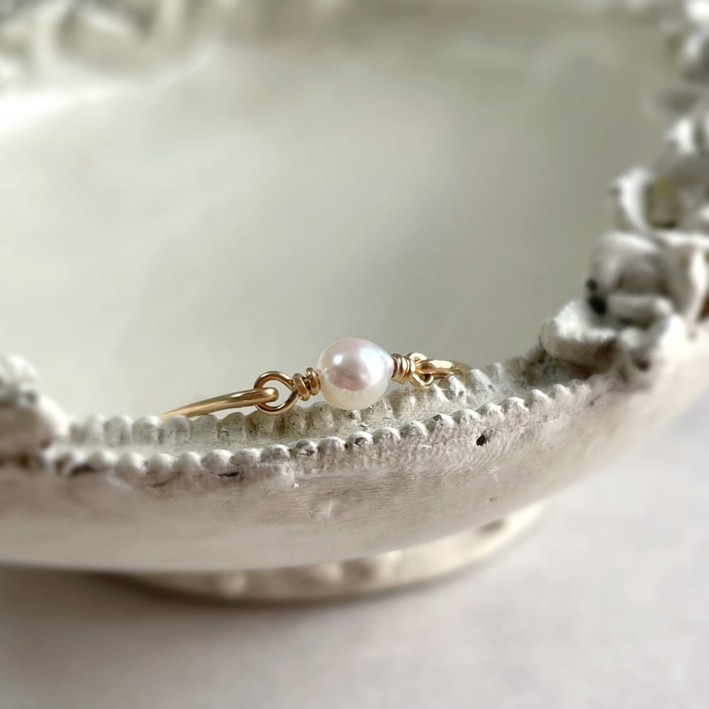 一粒淡水パールのシンプルな指輪