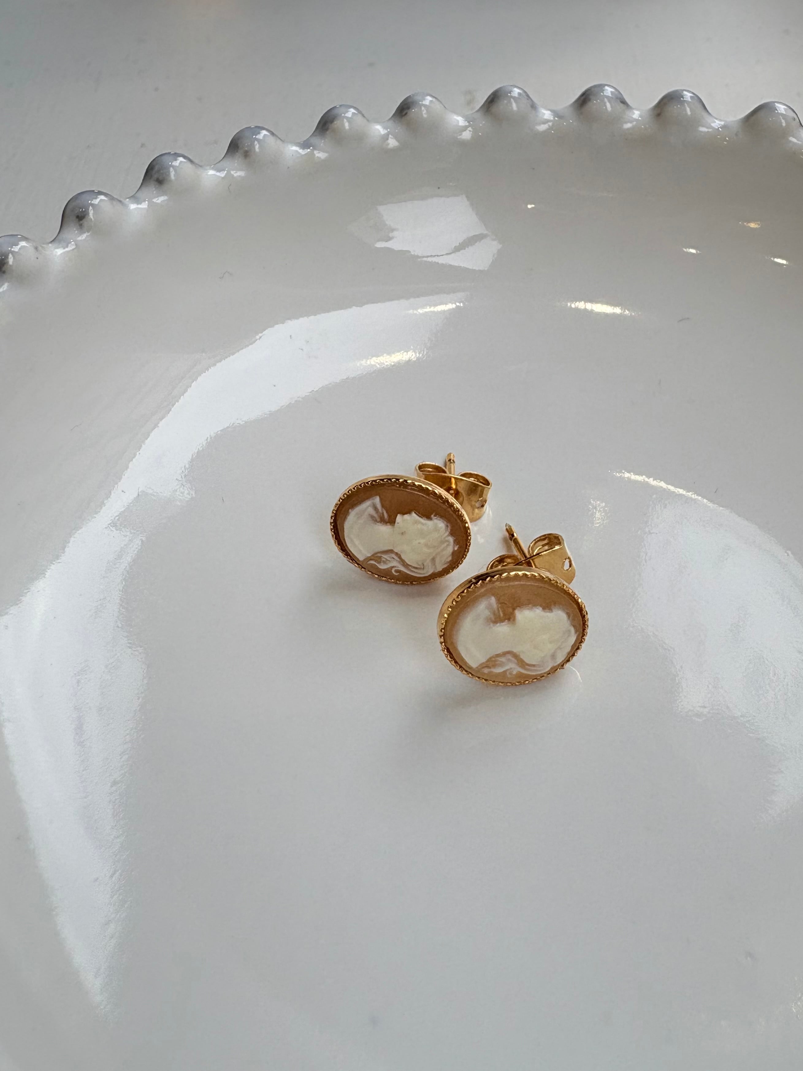 カメオイヤリング cpv025