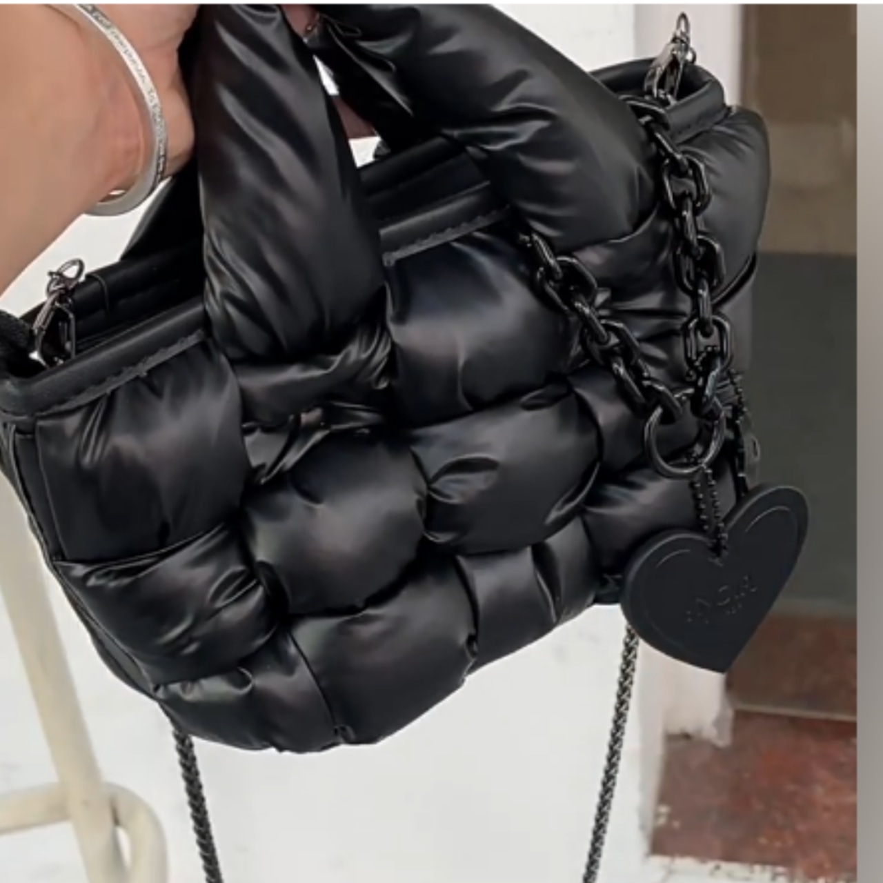 Puffer Crossbody Bag with Chain Handle, Premium Texture (ME263)