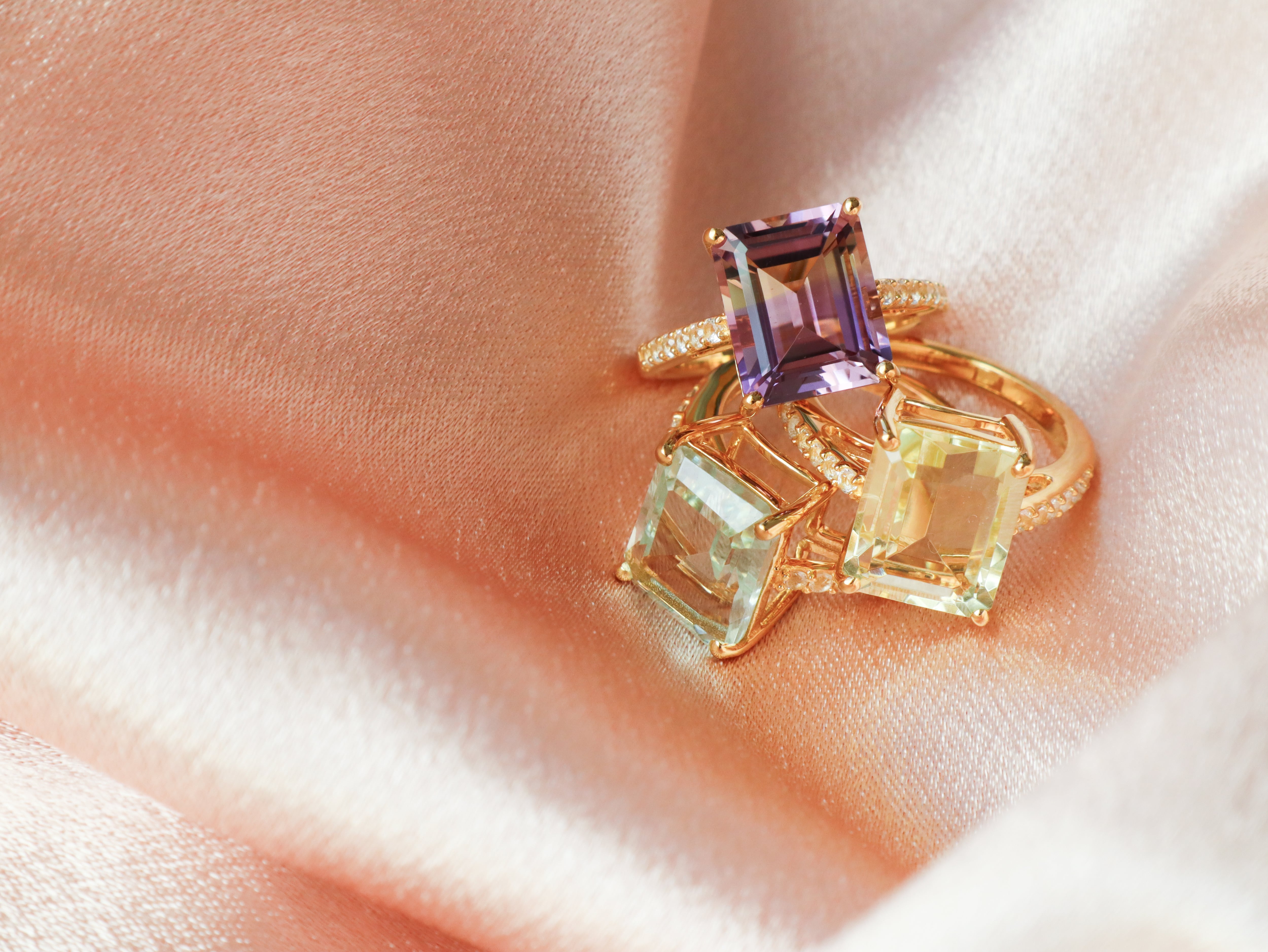 グリーンアメジスト オクタゴン パヴェセッティングリング／イエロー