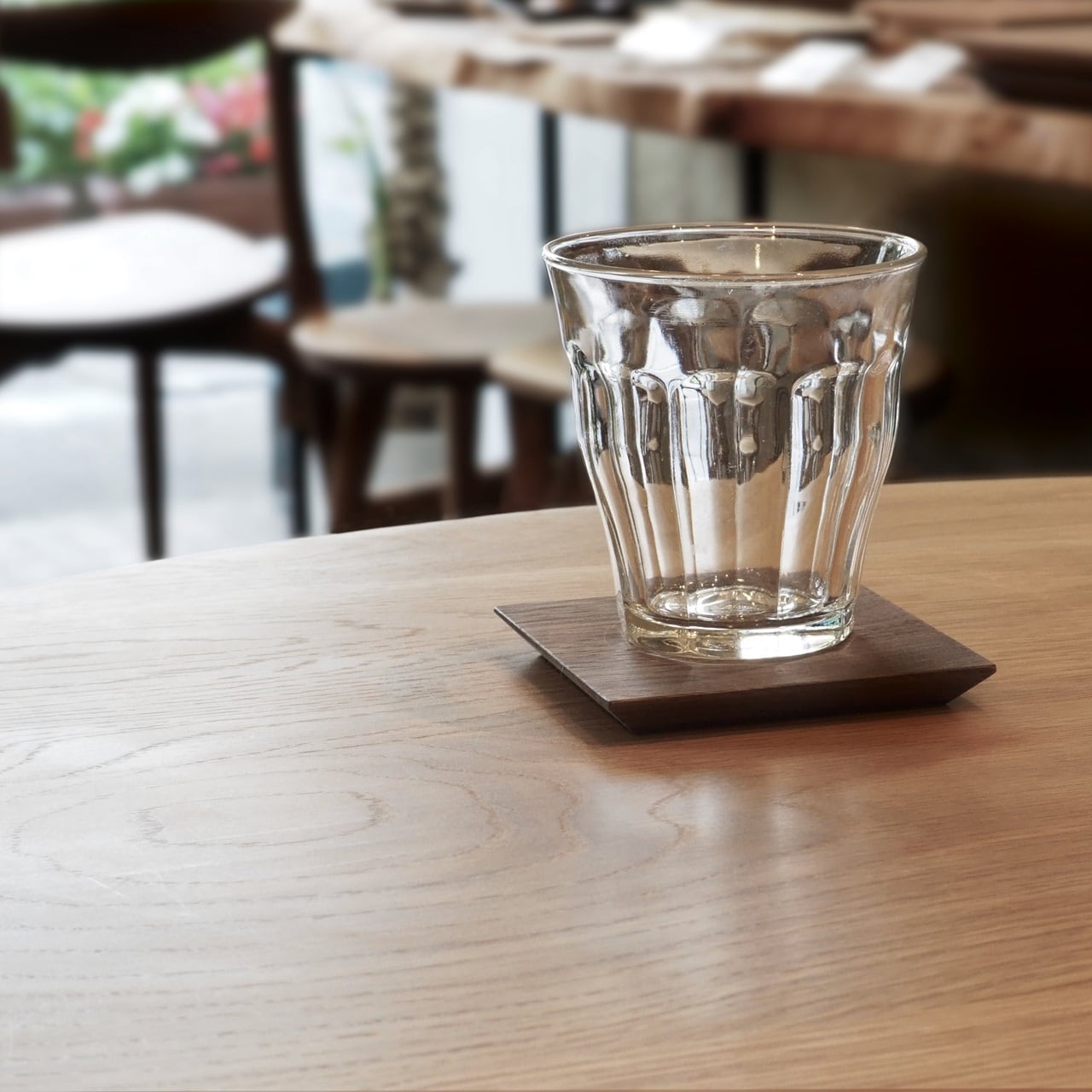 893b32ea2d5a43047cc277cf013b14