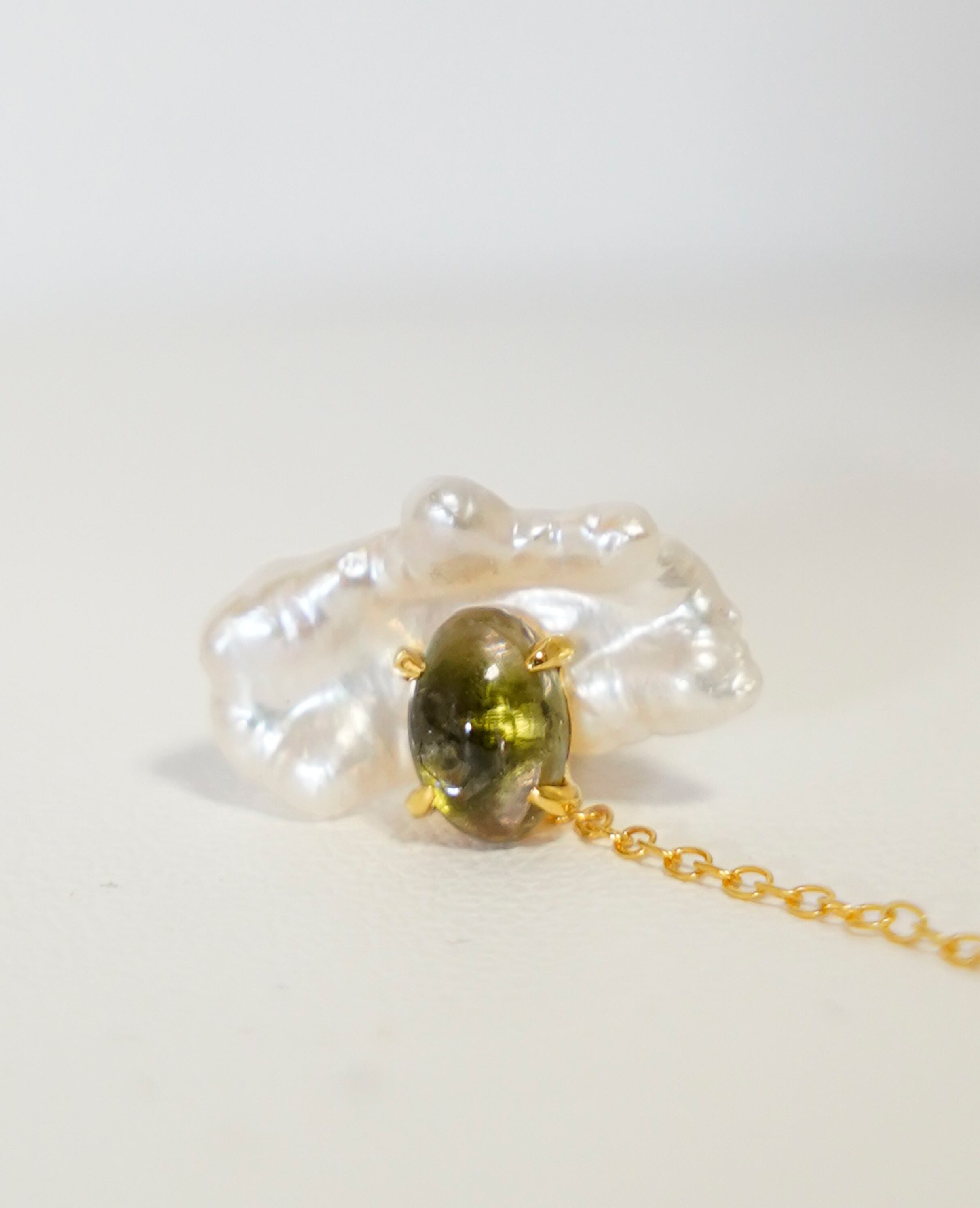 (SV)Thalatta pierced(Green Tourmaline)