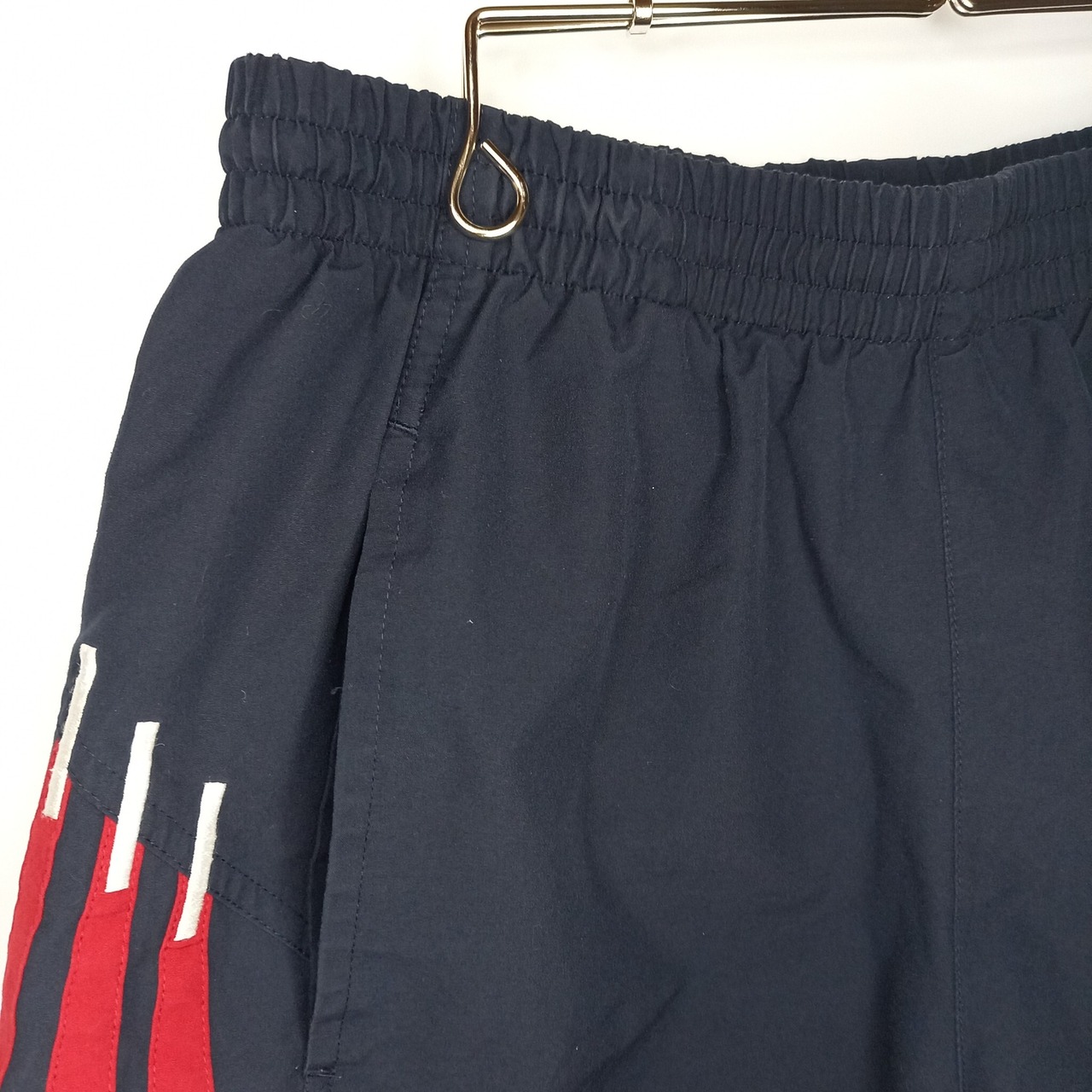 00s　アディダス　ショートパンツ　スイム　ナイロンショーツ　刺繍　ストライプ