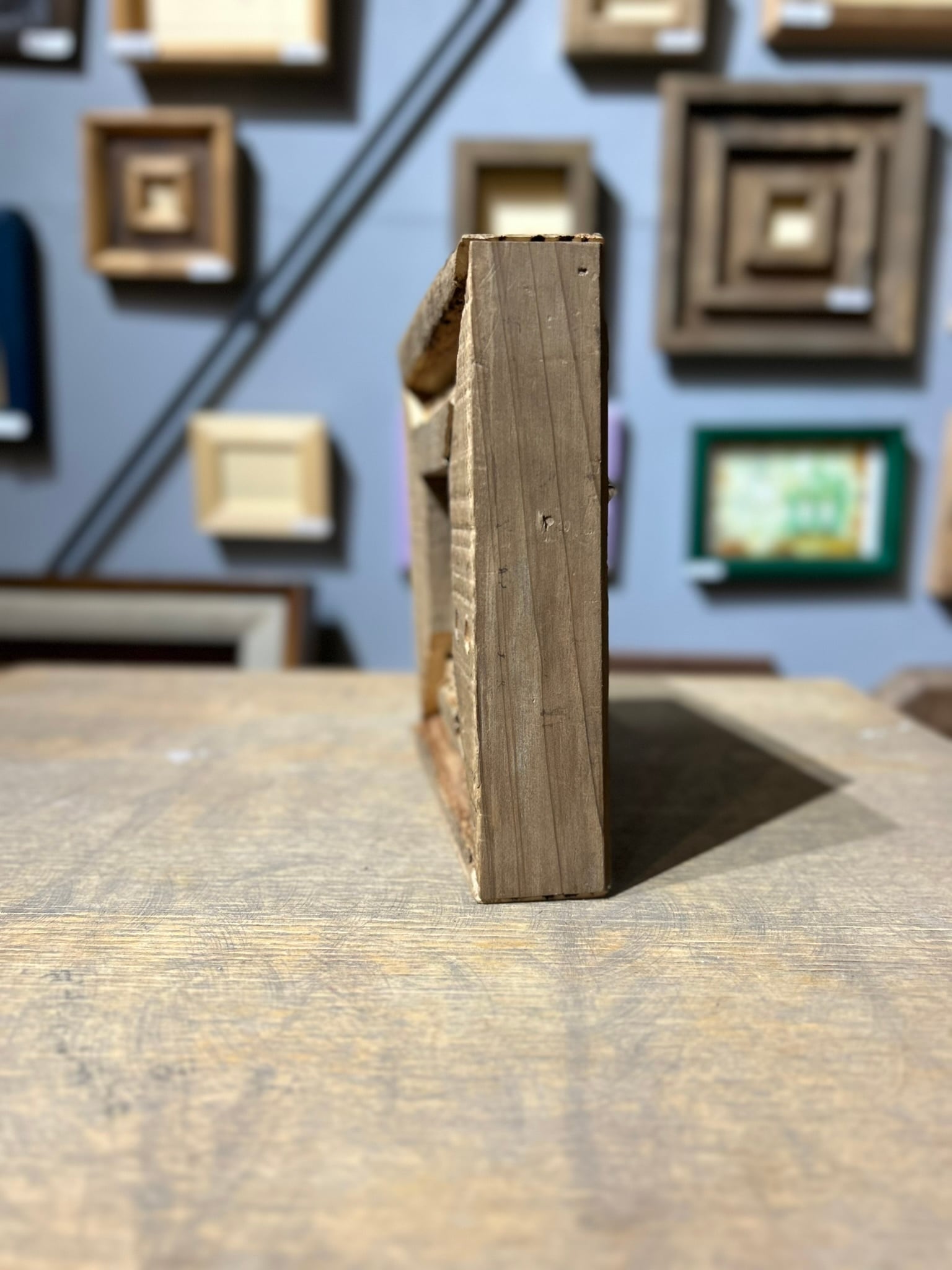 希少品良品　虫食い　木製額縁 良品 虫食い 木製額縁 デッドストック 【公式通販】