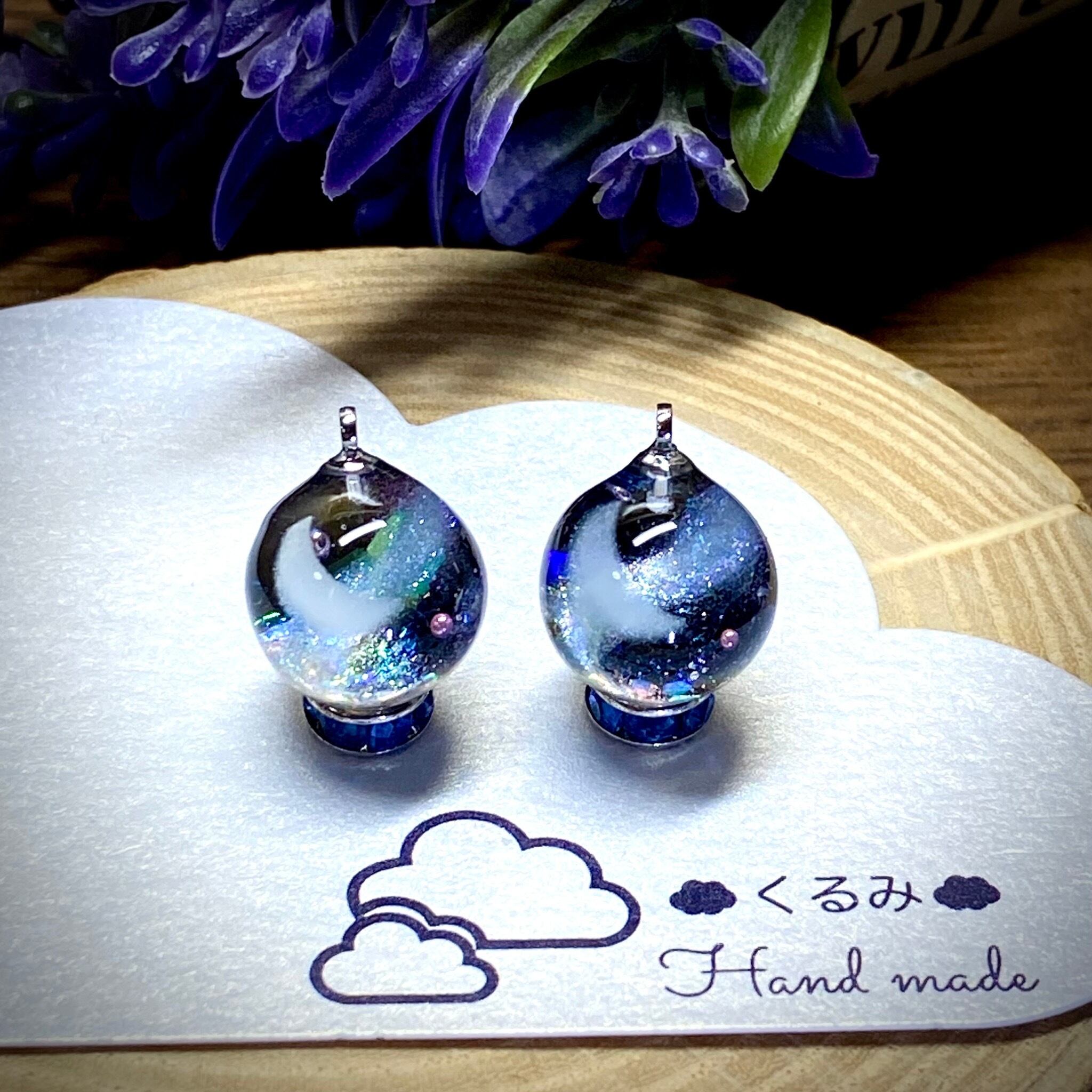 レジンピアス イヤリング 三日月と天の川 まん丸 12mm シルバー