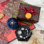 【クリスマス限定コレクション】Twinkling Snowlight Jewel Box：クリスマスコフレ：選べるブレスレットウォッチ＆手刺繍ジュエリーボックス　C002