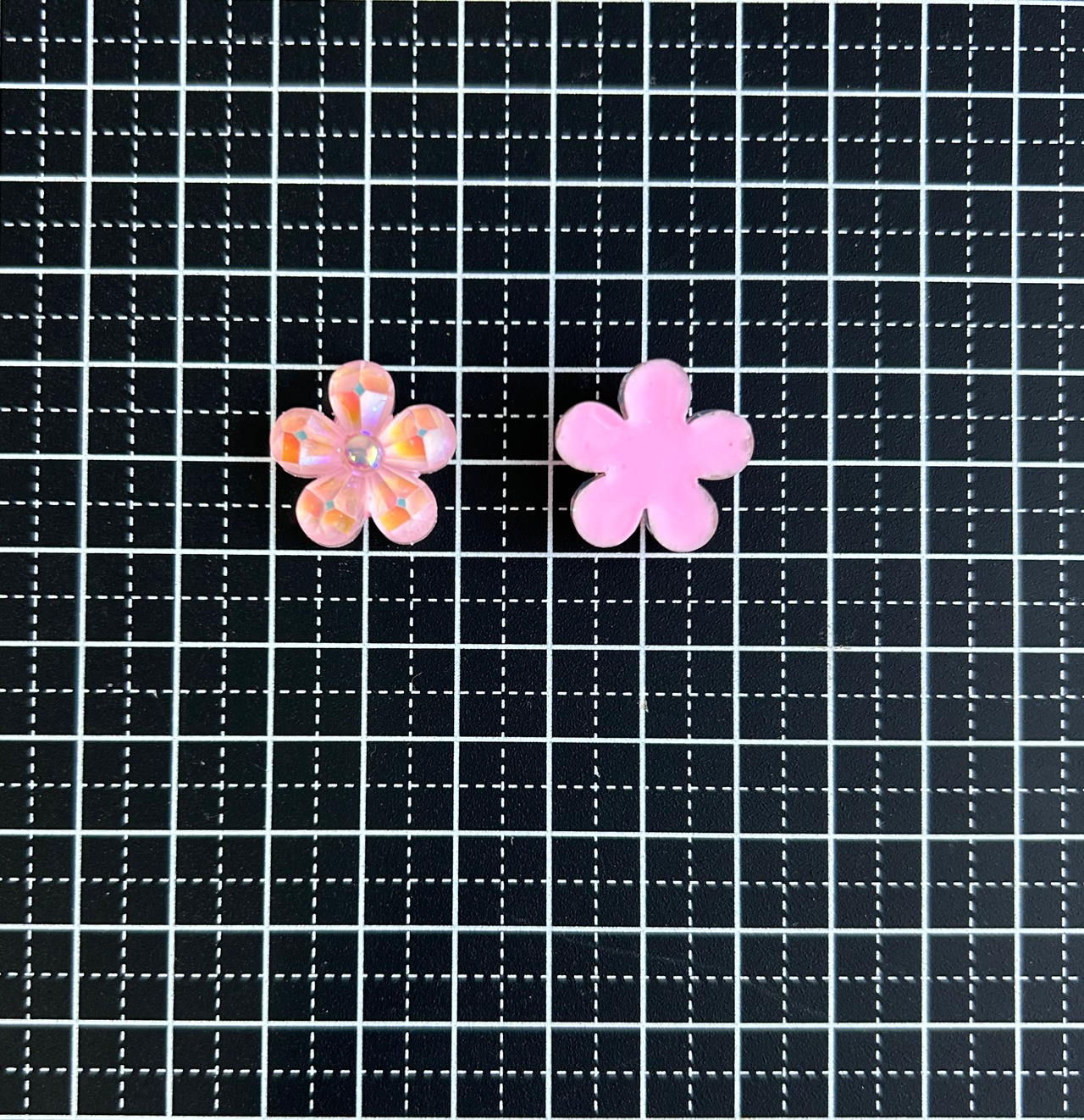 [５個]クリスタルピンクフラワー:20mm×20mm