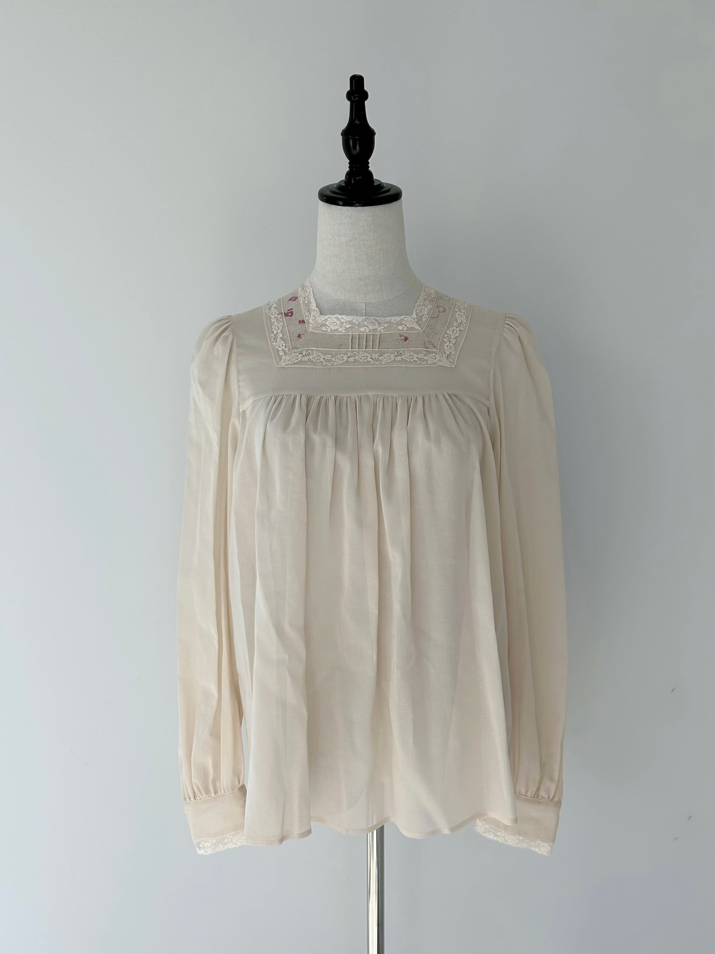 《今期新作》ミュベール　チュールリボンロングスリーブカットソー MUVEIL(ミュベール) チュールリボンロングスリーブカットソー