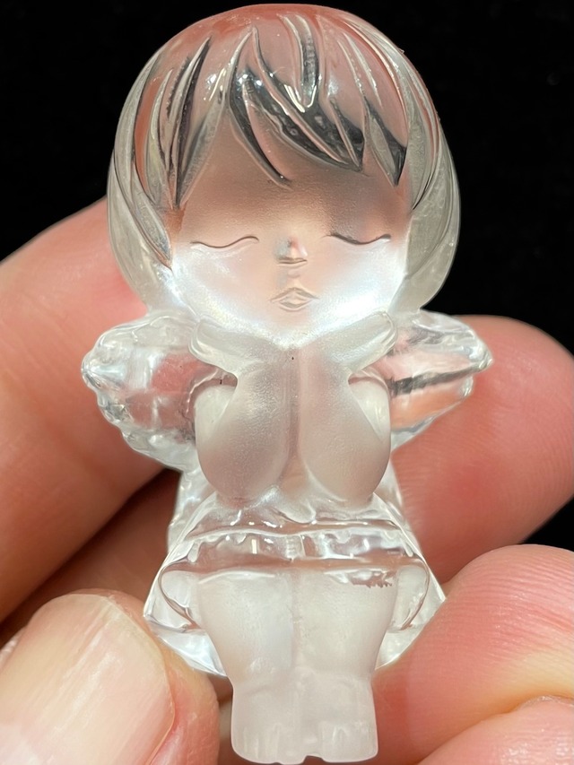 1) 崇高な癒し「プリティ・エンジェル」