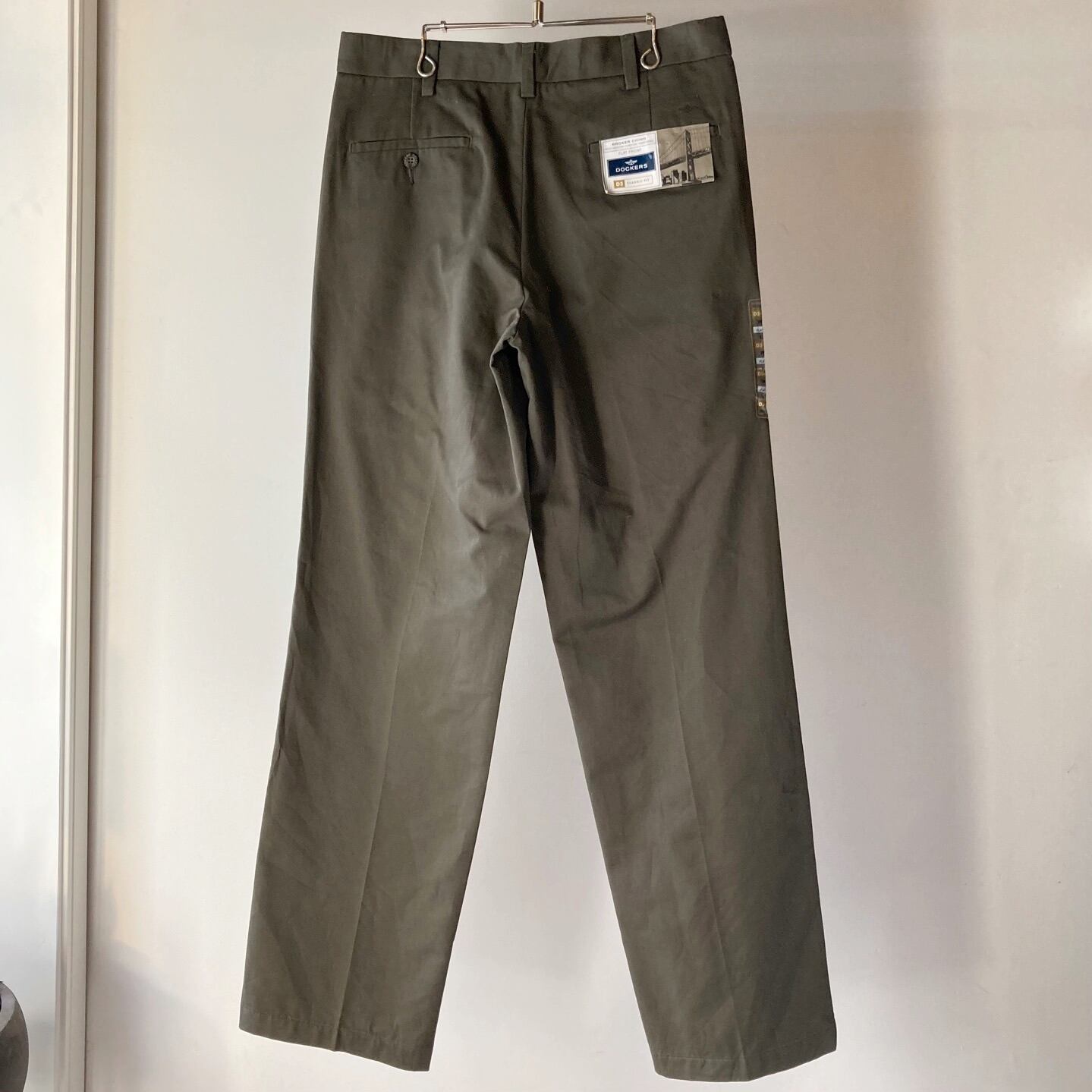 DOCKERS グリーンカーキ チノパン W30 L32 デッドストック DOCKERS グリーンカーキ チノパン W30 L32 デッドストック